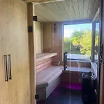Luxurioese Schaffner *