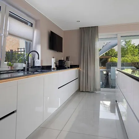 Luxurioese Schaffner * Warendorf