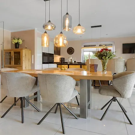 Luxurioese Schaffner *