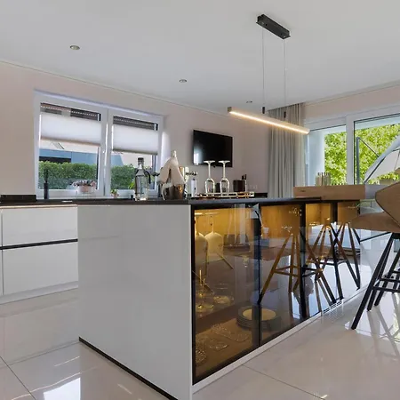 Luxurioese Schaffner * Warendorf