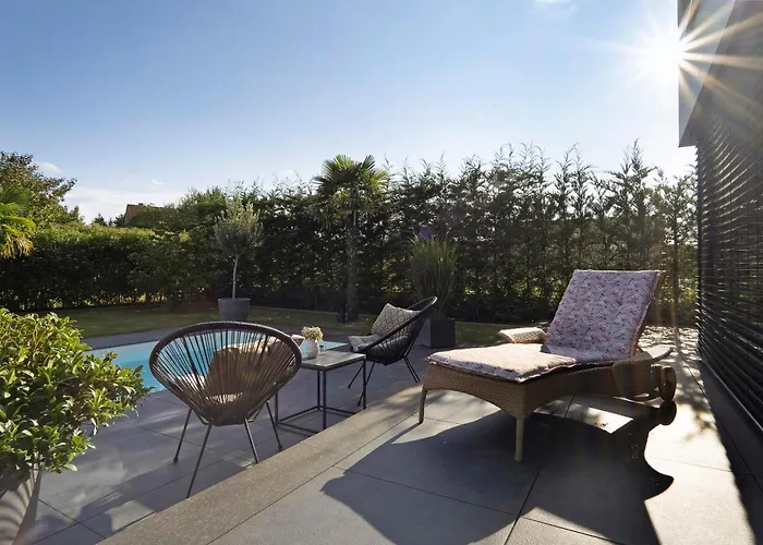 Luxurioese Schaffner * 瓦伦多夫