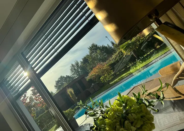 Luxurioese Schaffner * 瓦伦多夫